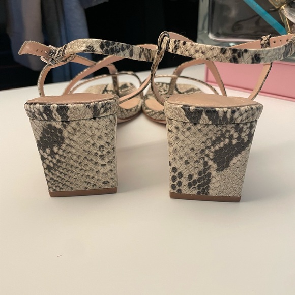 Schutz Kagenia Strappy Sandals Snakeskin Print Leather - Picture 4 of 6